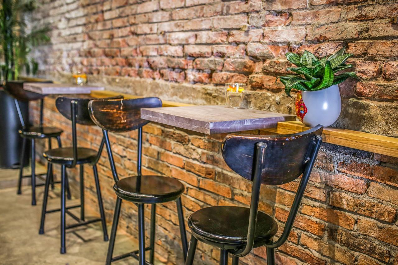 Prei Nokor Hostel Хошимин Екстериор снимка