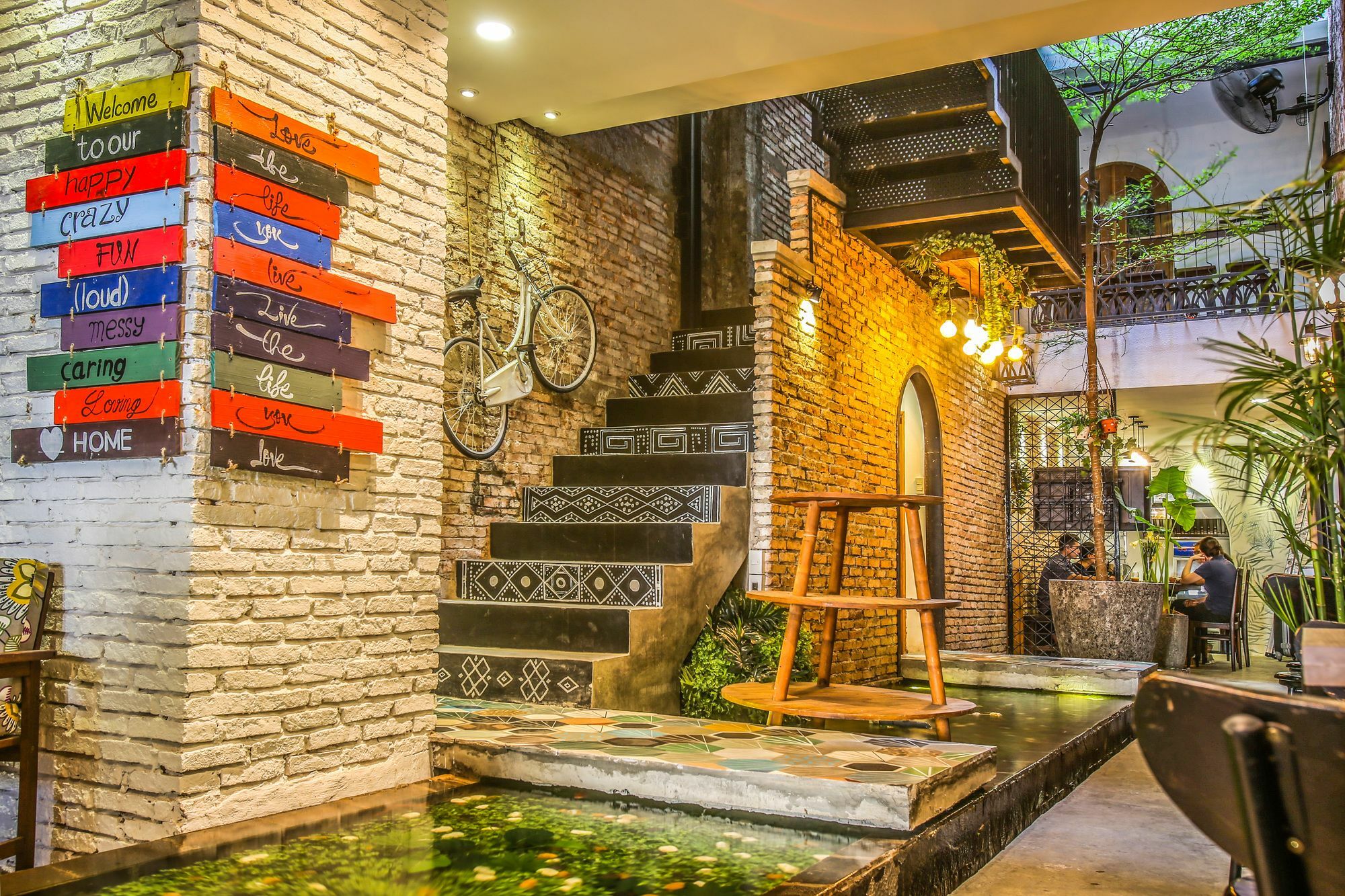 Prei Nokor Hostel Хошимин Екстериор снимка