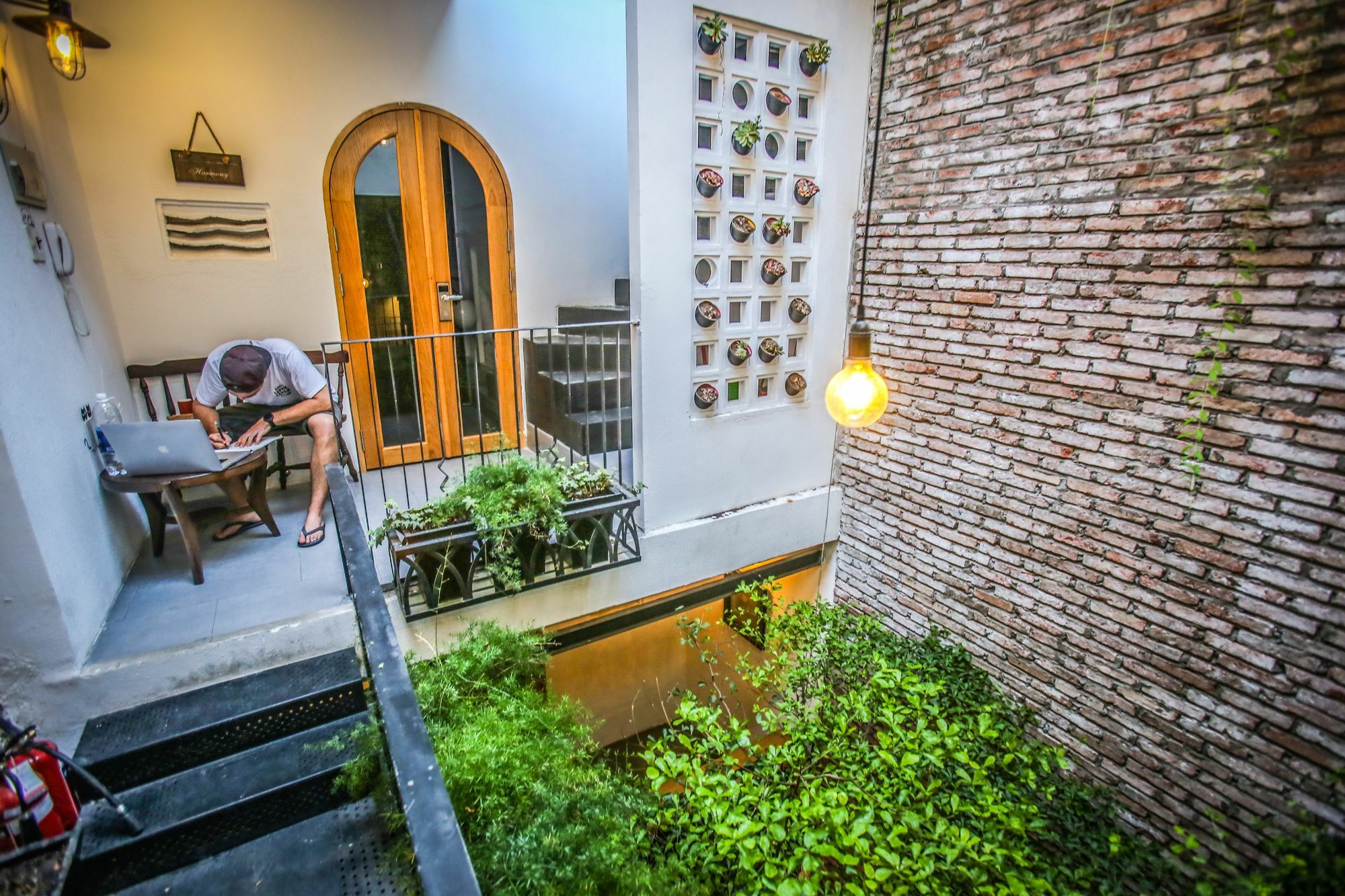 Prei Nokor Hostel Хошимин Екстериор снимка