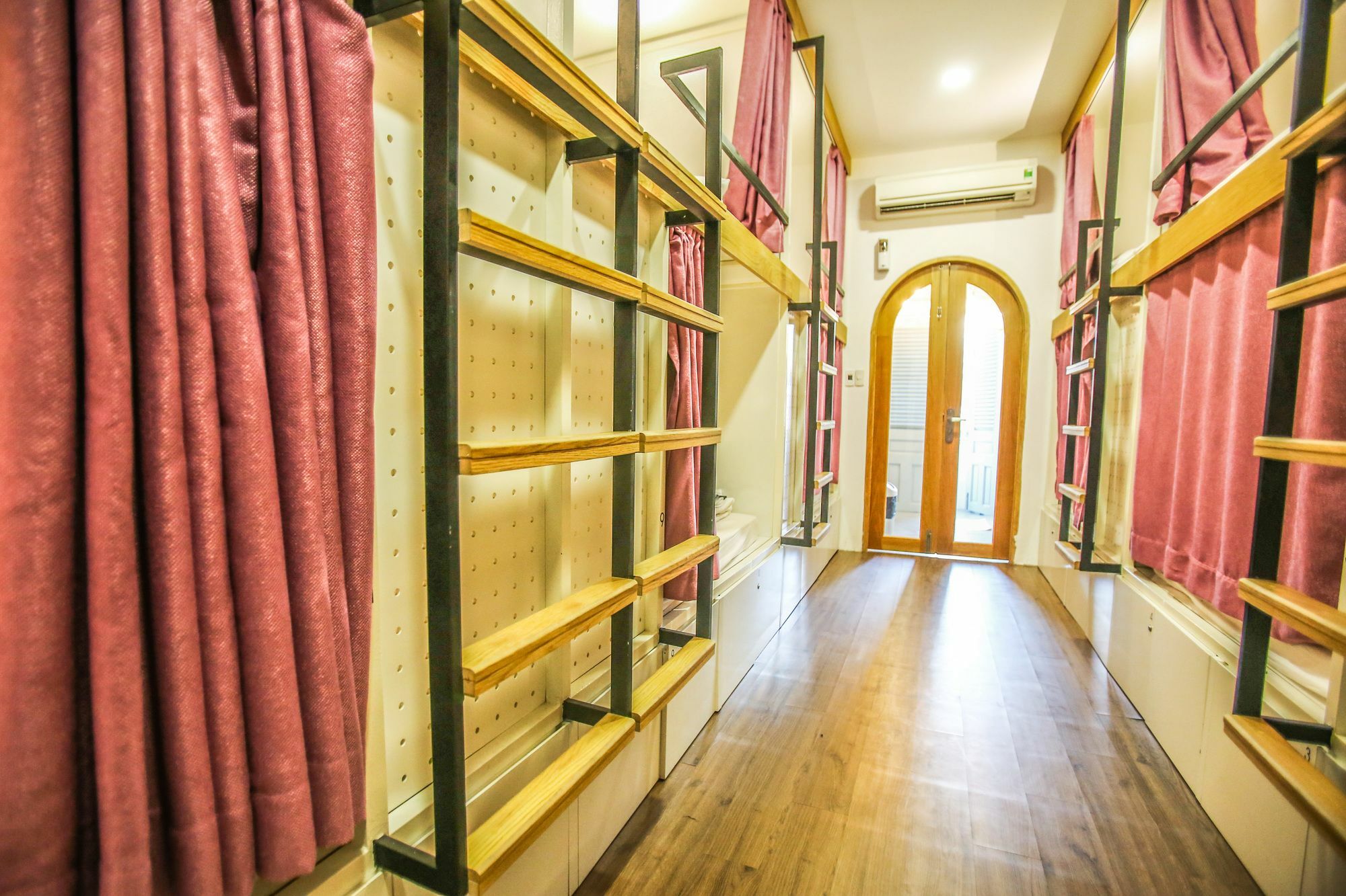 Prei Nokor Hostel Хошимин Екстериор снимка