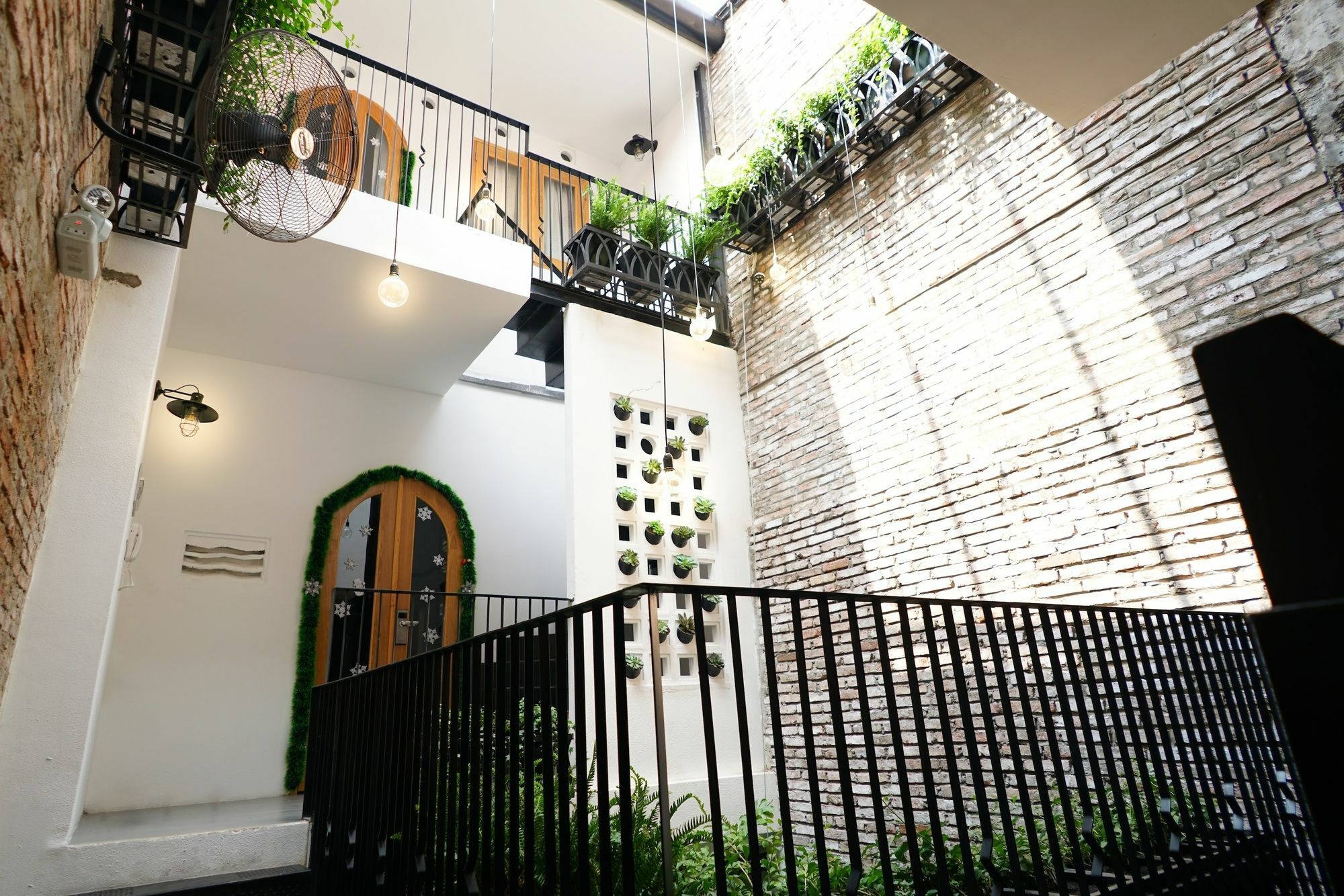 Prei Nokor Hostel Хошимин Екстериор снимка