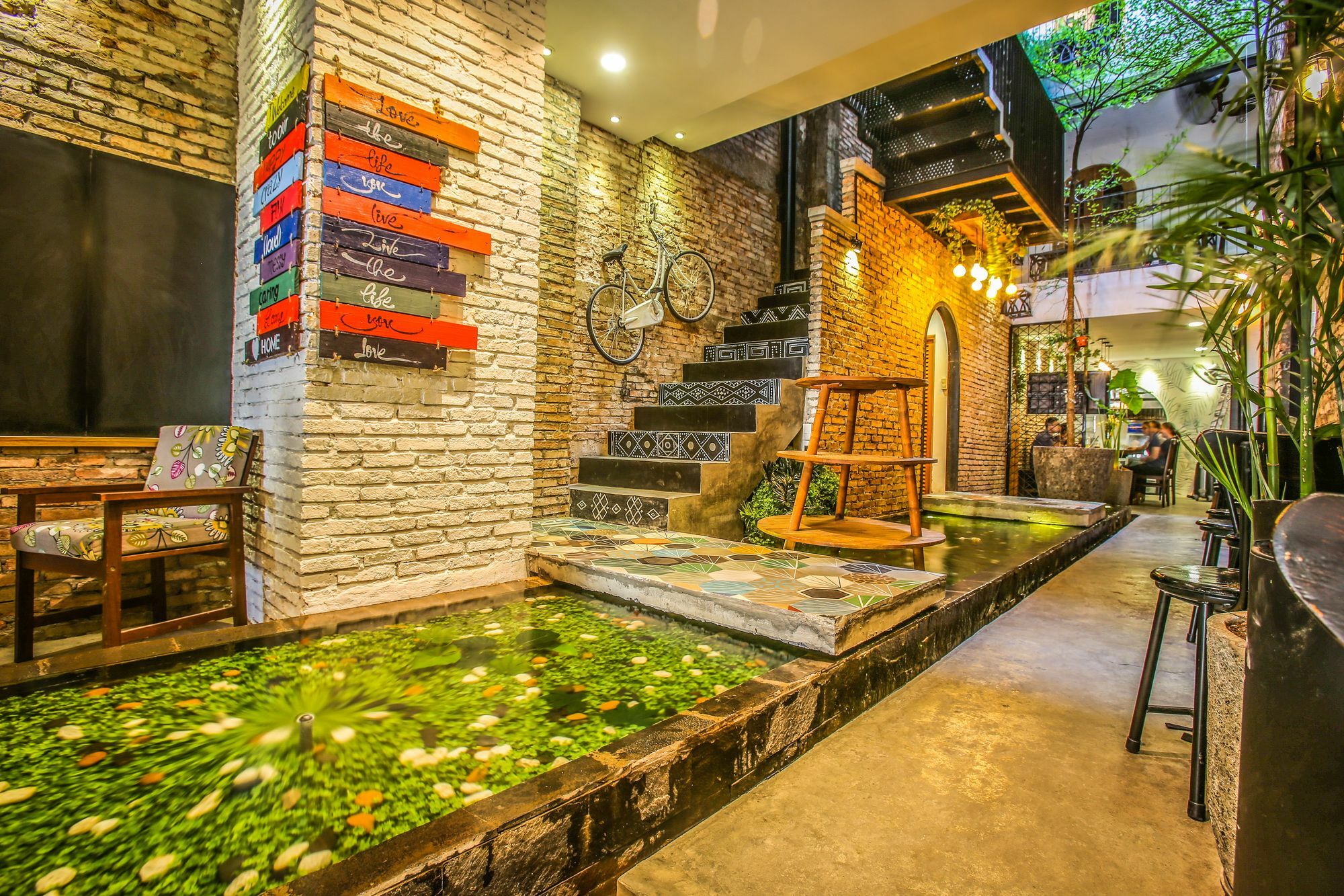 Prei Nokor Hostel Хошимин Екстериор снимка