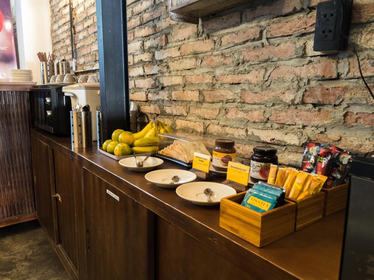 Prei Nokor Hostel Хошимин Екстериор снимка